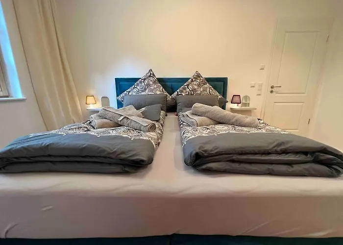 4younic Glonn1 * Boxspring * Jacuzzi * Netflix*65“ Appartement *